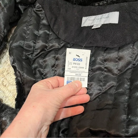 Women's Black Faux Fur Zip-Front Coat with Fur Collar Marc New York 2x NWT - Picture 13 of 15
